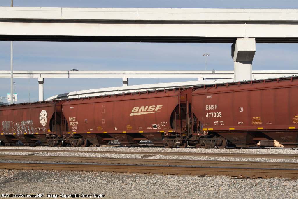 BNSF 483271